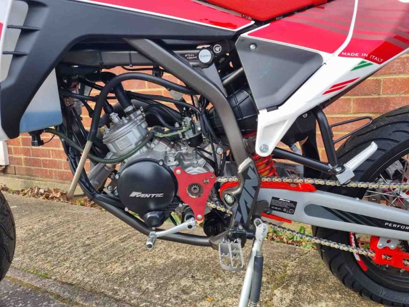 fantic XM 50 PERFORMANCE